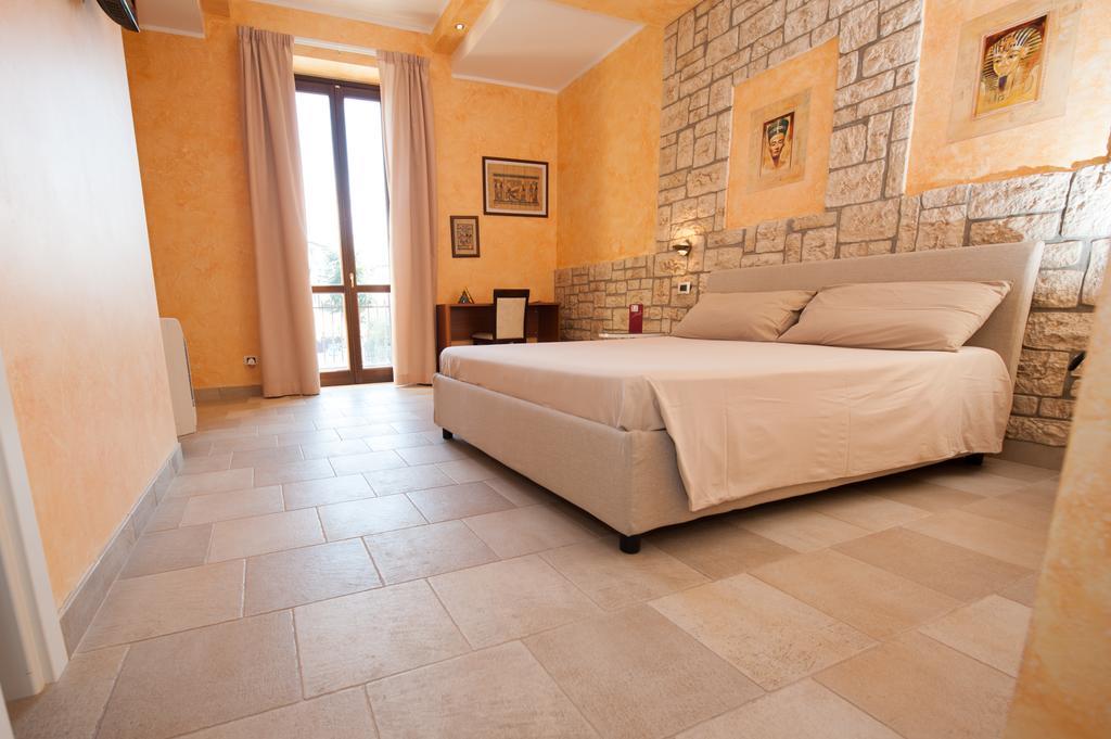 Villa Tivoli Guidonia Montecelio Bilik gambar